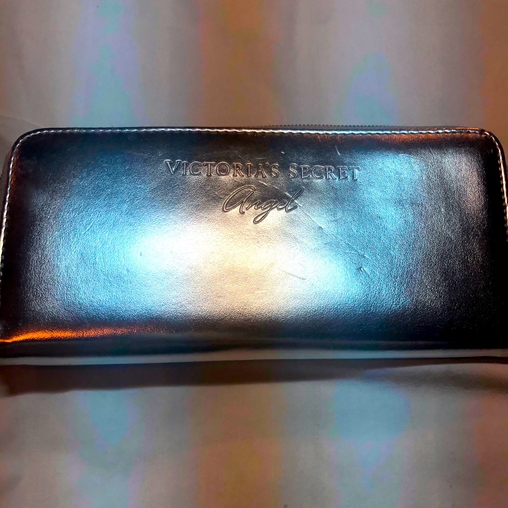 Victoria’s Secret Angel card clutch color- silver